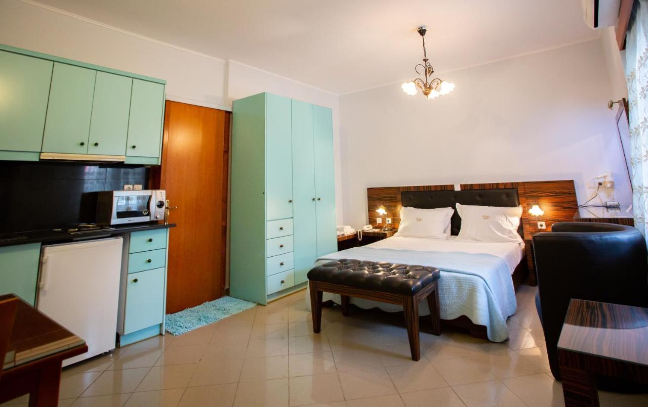 Irida Beach Resort Suites Кіпарісія Екстер'єр фото